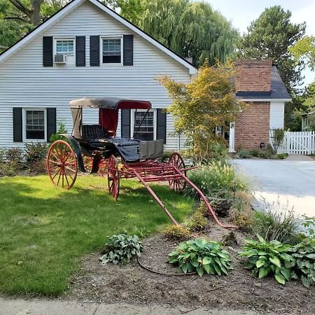Upper Canada Coach House Niagara-on-the-Lake Exterior photo